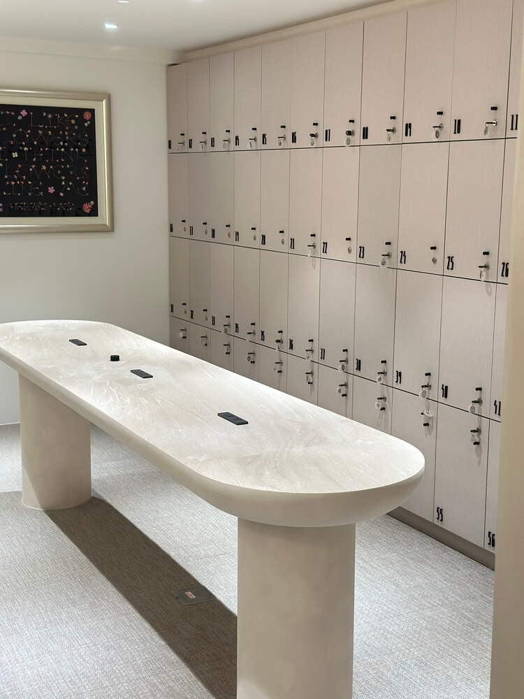 美力時尚診所環境照-置物間